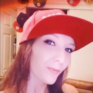 Hey I’m Amanda but I usually go by Lil Mama